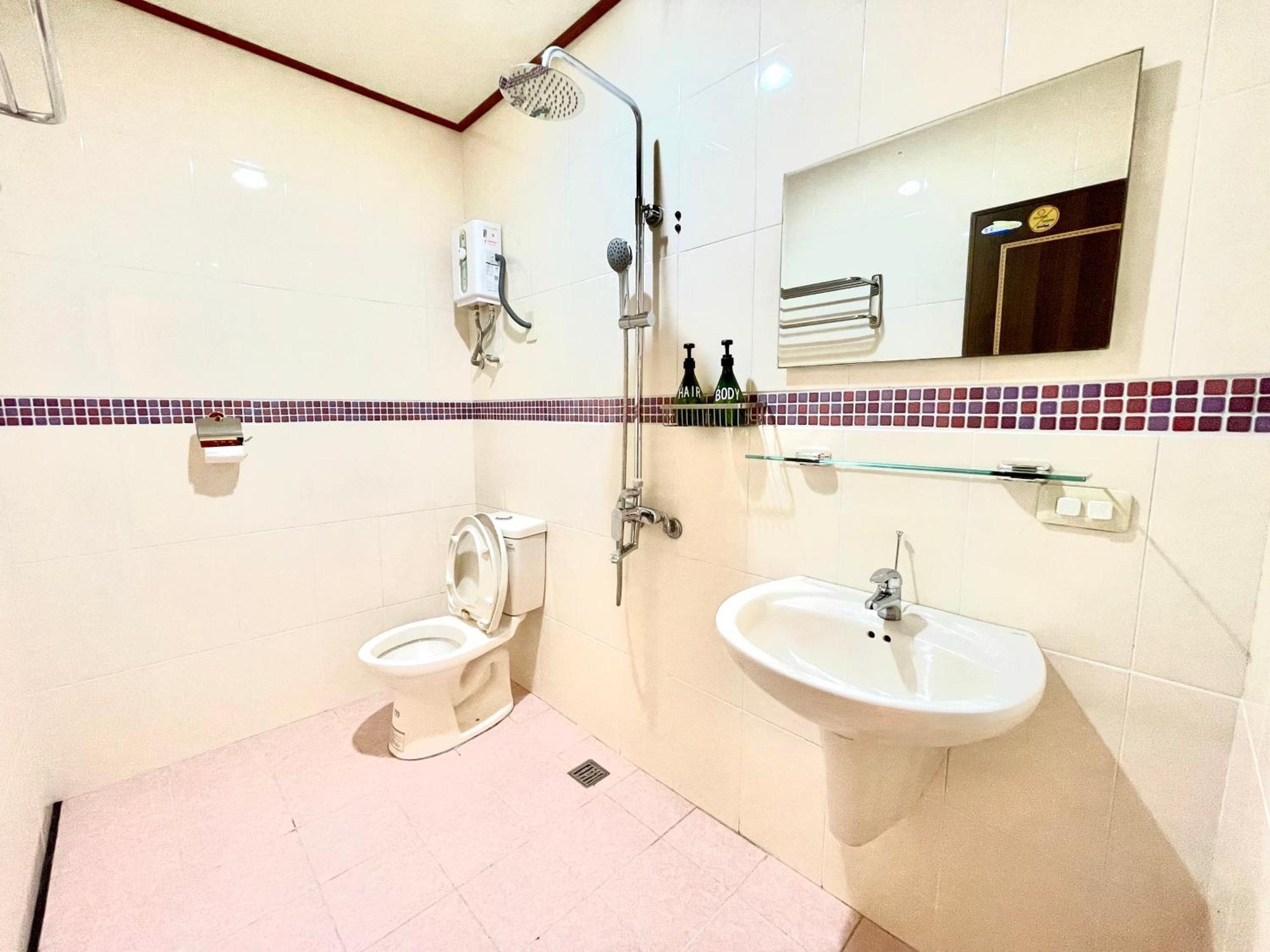 Snug-Nine Hotel Heng-ch'un Εξωτερικό φωτογραφία